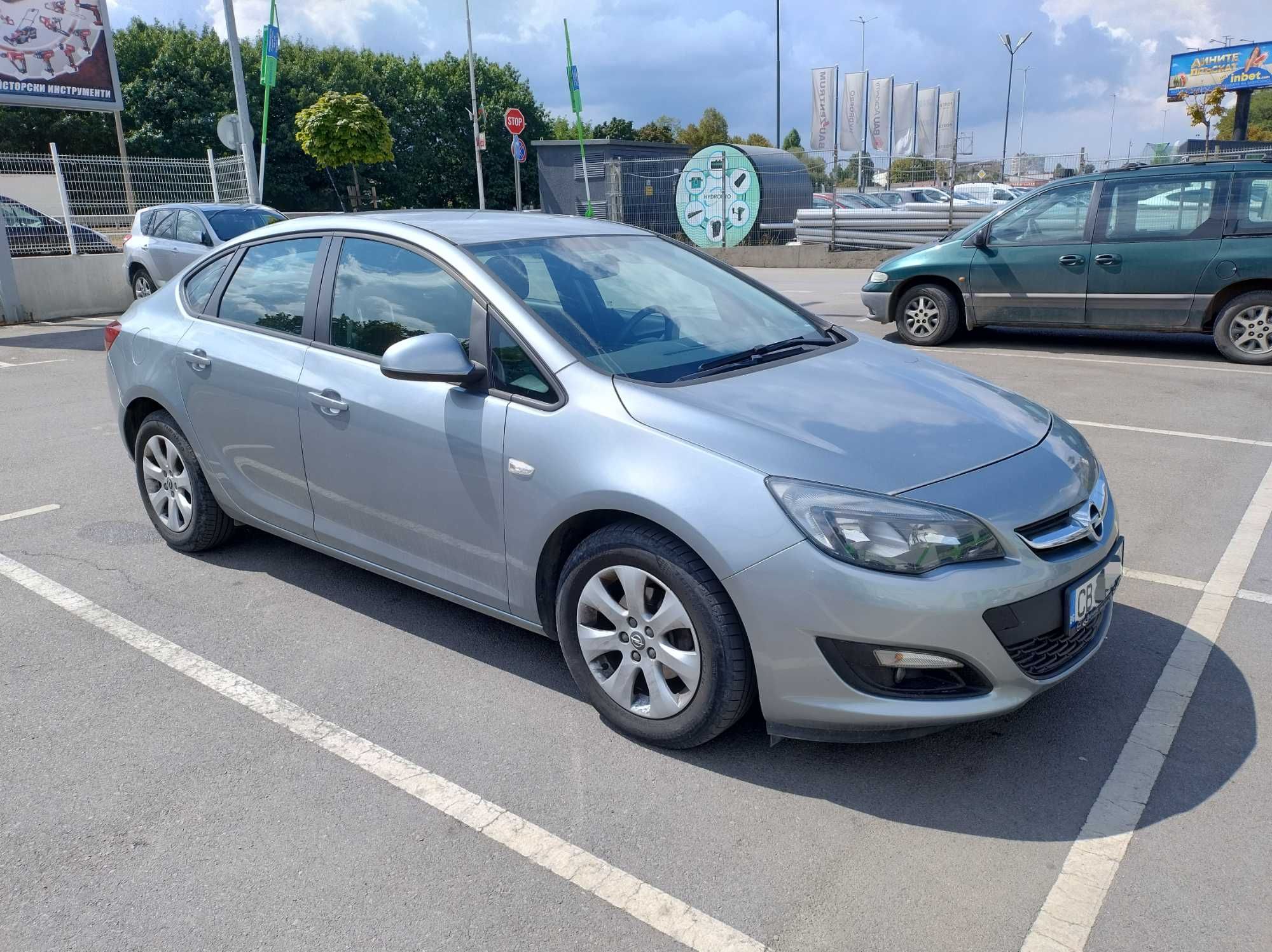 Opel Astra J 1.6 LPG