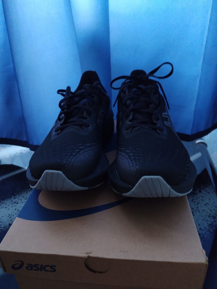 Asics NovaBlast 4  42.5 номер нови