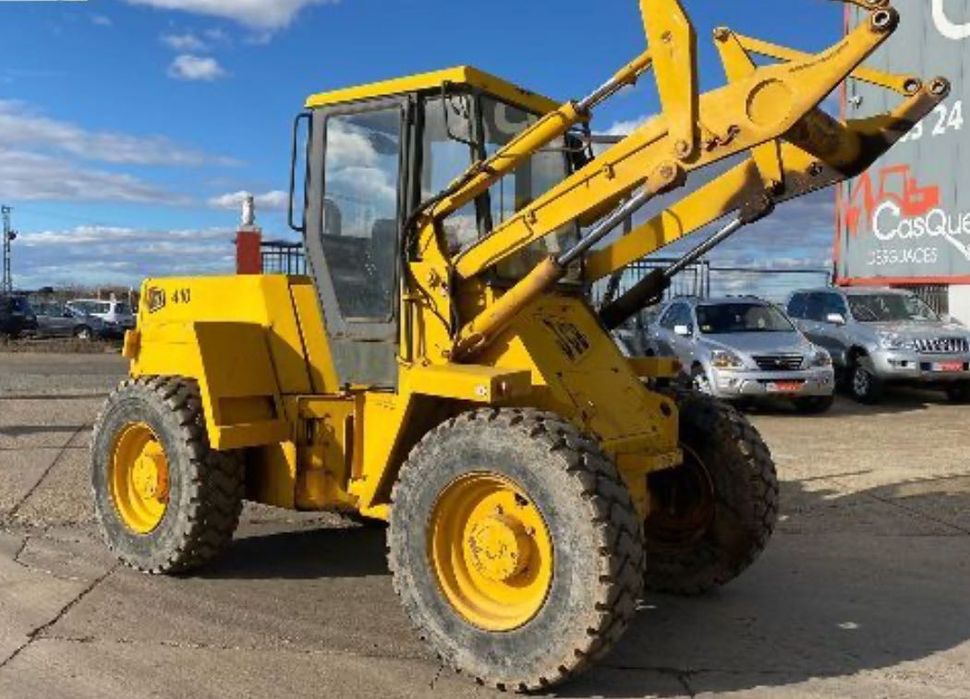 Dezmembrez încărcător frontal JCB 410, 407, 409, 411, 412 – piese