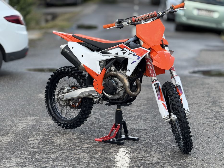 Vând KTM 450 SX-F 2023 /Stare impecabilă 60h de funcționare!