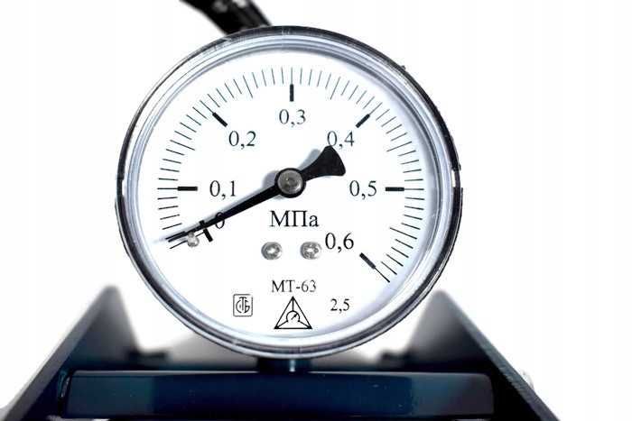 Pompa auto actionata cu piciorul cu manometru (48302)