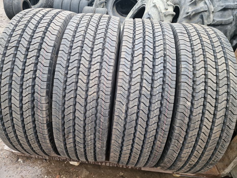 Anvelope 275/70R22.5 marca Continental, noi