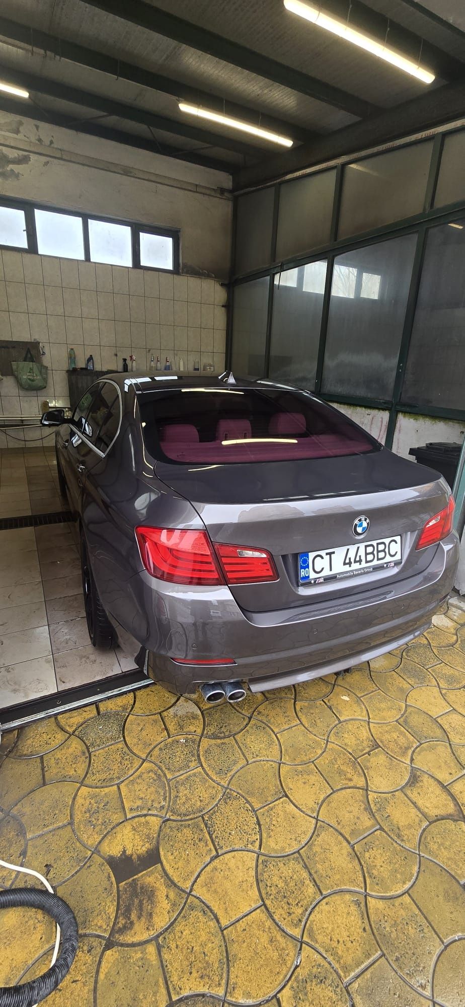 Vând BMW F 10 proprietar