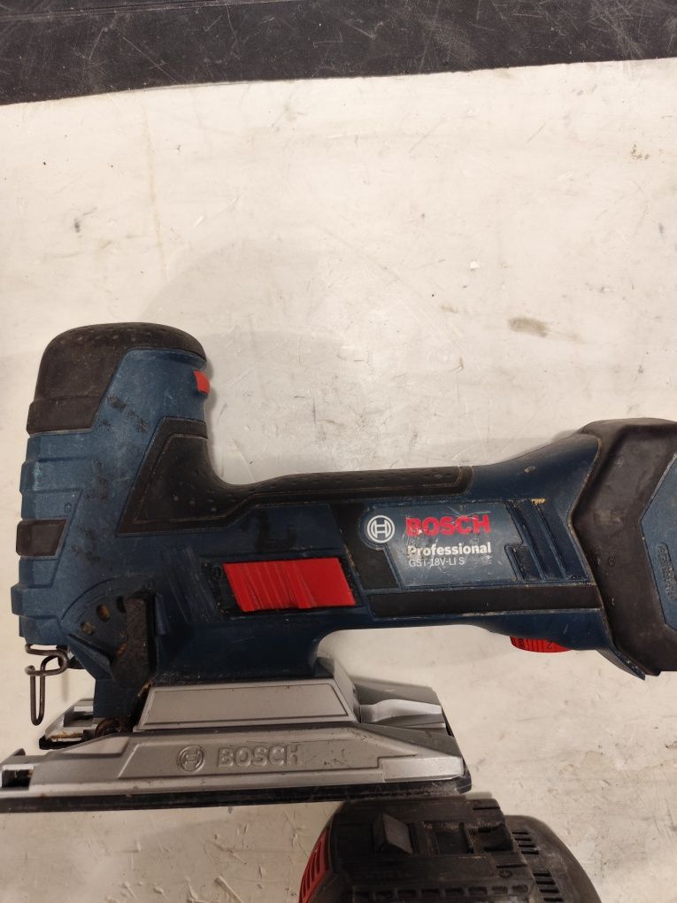 Акумулаторен прободен трион зеге Бош Bosch GST 18V-Li S + 3Ah