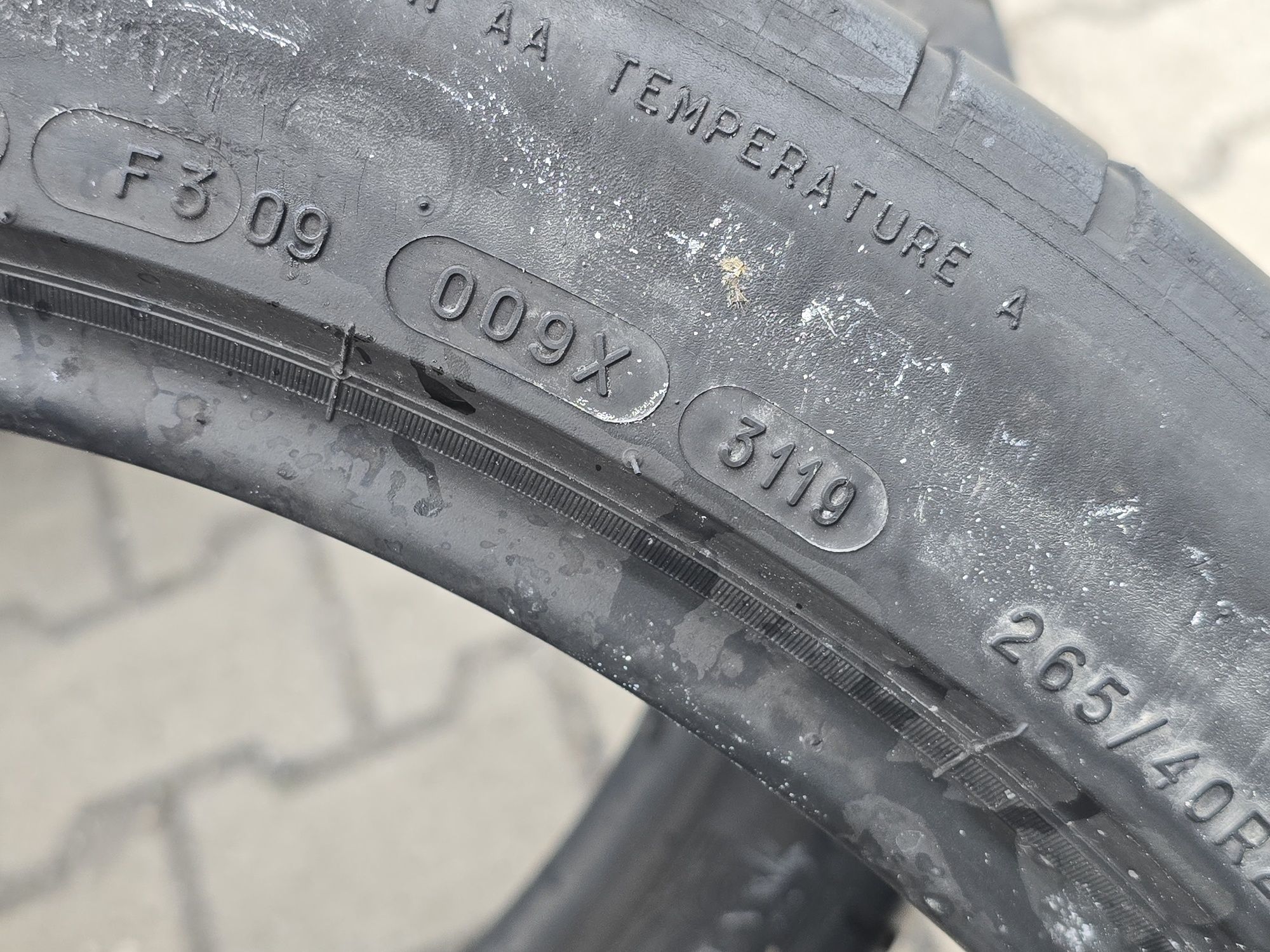 265 40 21 Michelin -4бр.