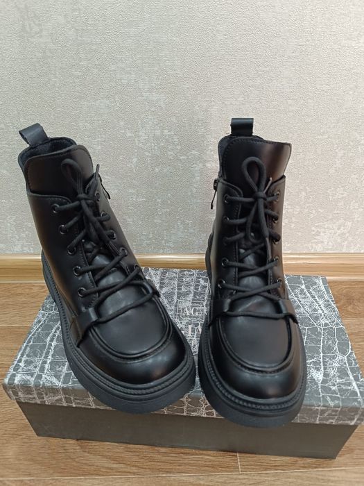 Новая обувь  на девочку р36