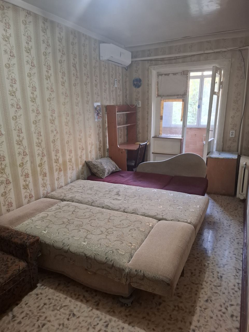 Продаю Свою квартира Яшнабадский р-он Авиасозлар 58-военый городок 2-к