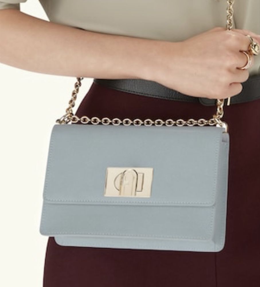 Нова дамска чанта Furla