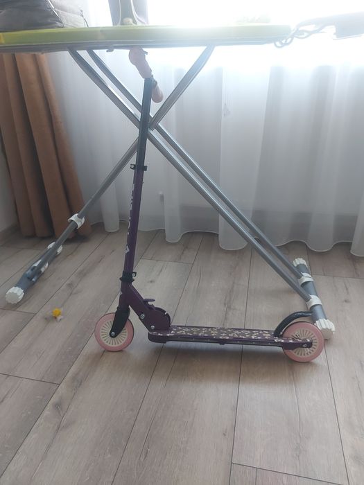 Role reglabile  ,trotineta copii pliabila