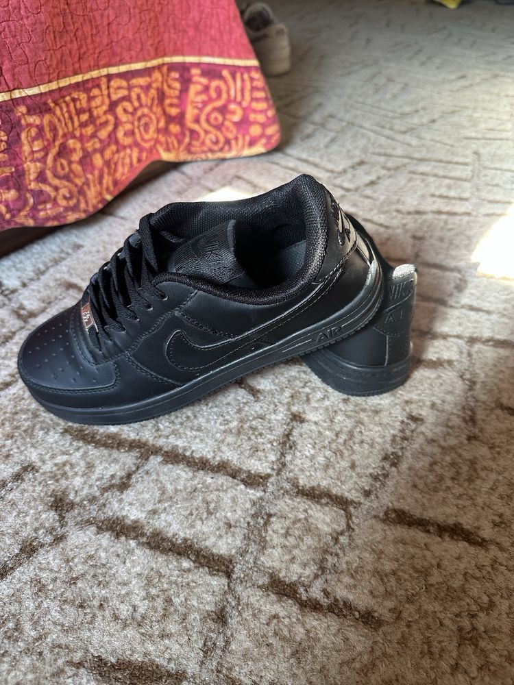 Air Force 1 black