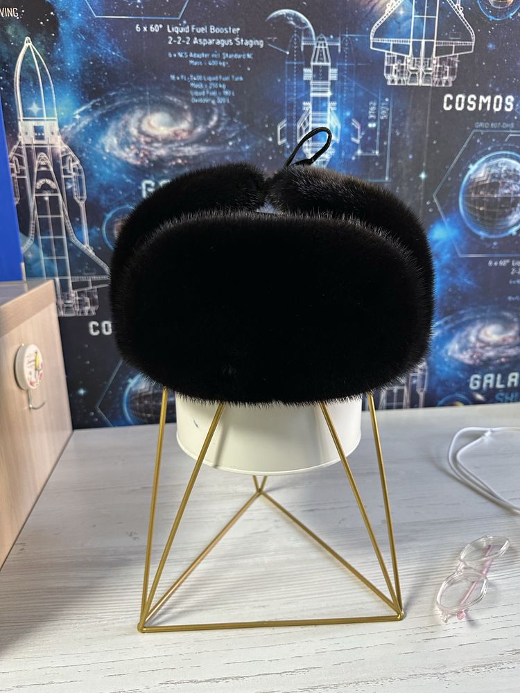 Продам норковую шапку