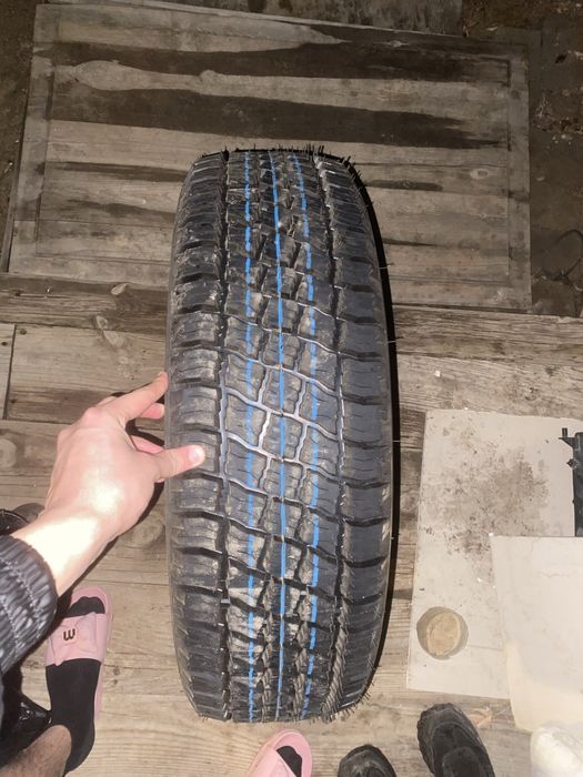 Продам Шины новые 16