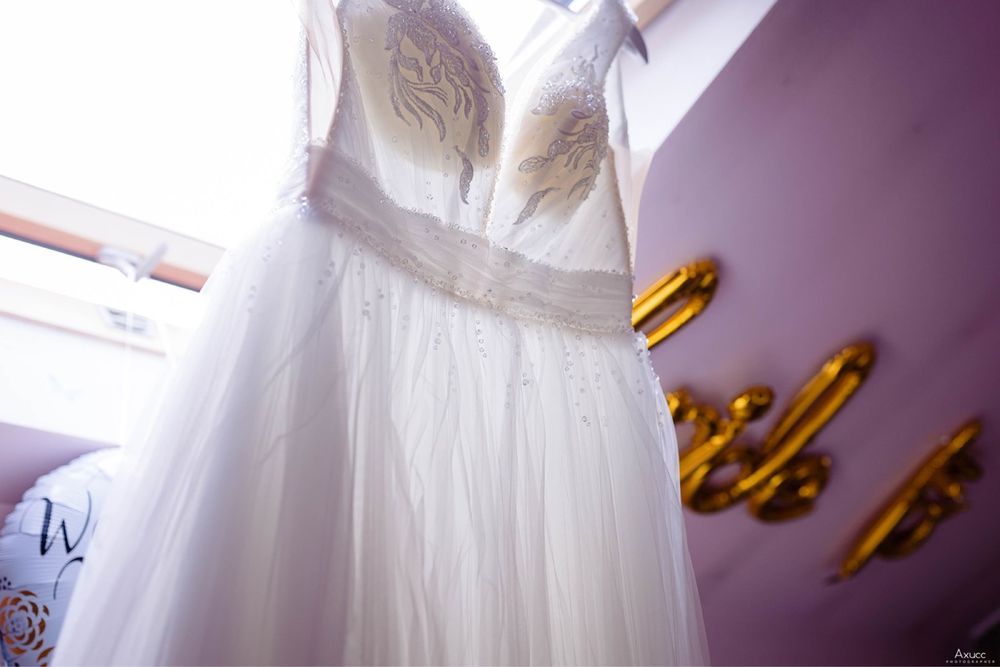 Vand rochie de mireasa