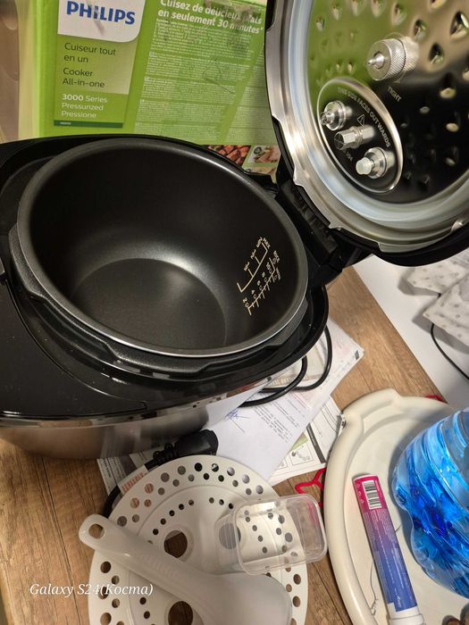 Philips мултикукър нов