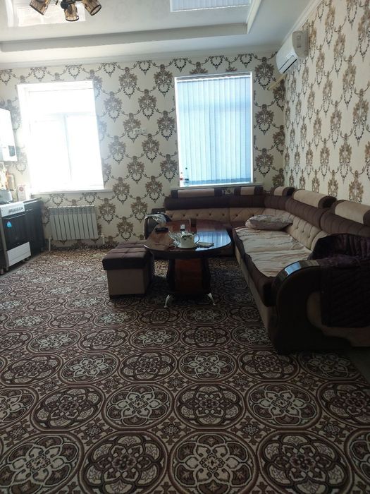 5-мкр.да жойлашган 2 хонали квартира ижарага берилади ОИЛАГА