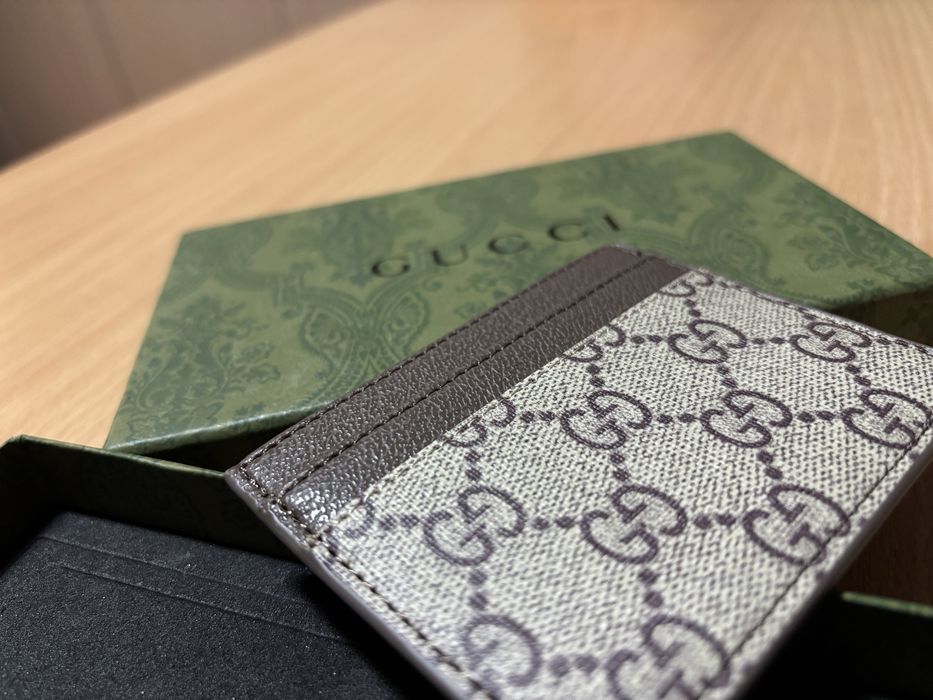 Gucci card holder - Кард холдър