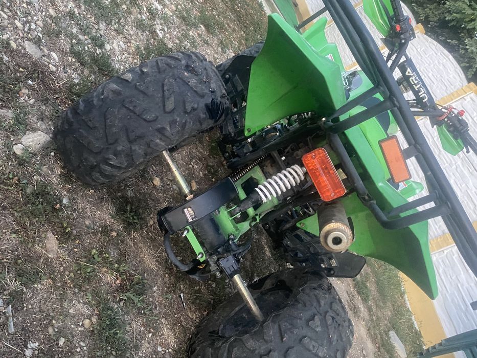 Vând atv 125 cc