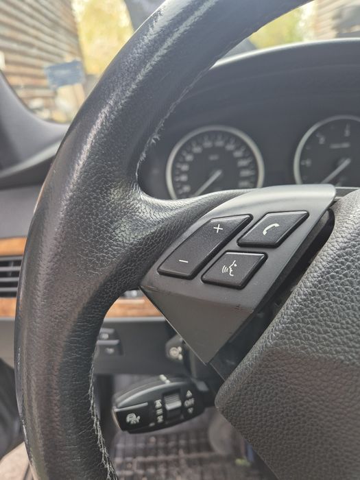 Волан с вибрация за бмв е60/е61 от кола с бутон