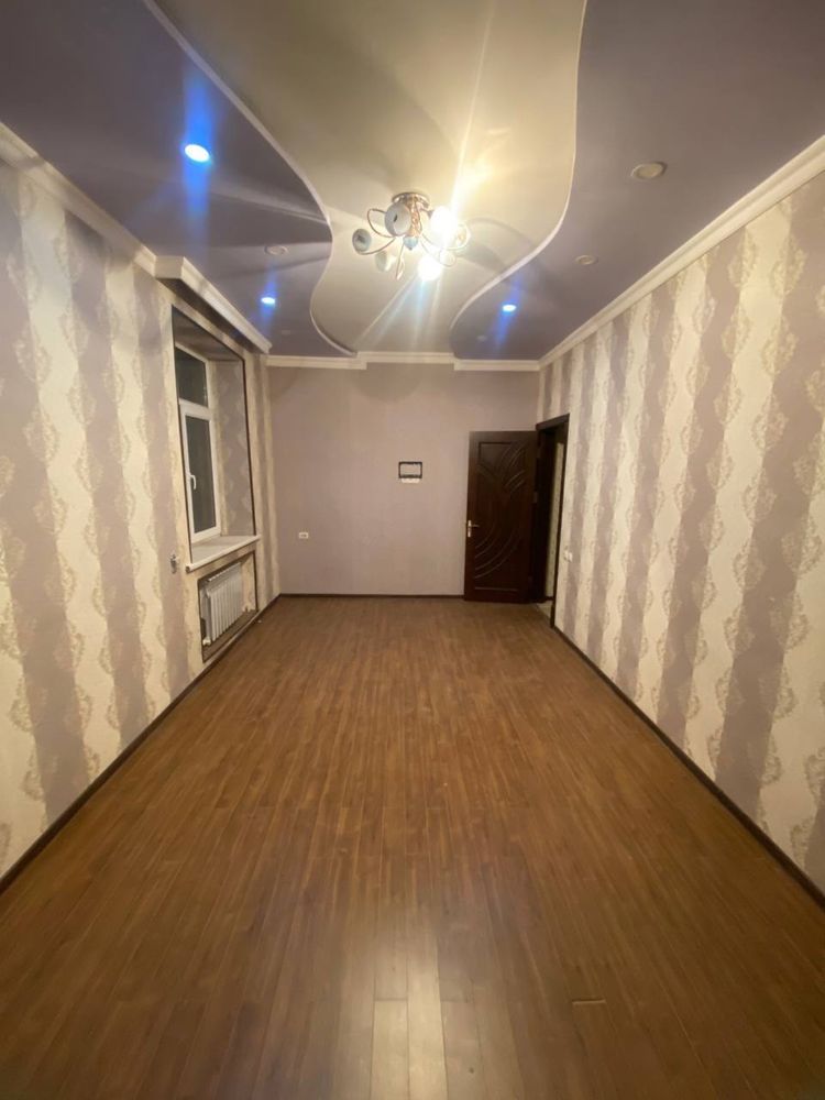 Tansiqboyev 3 3/4/7  novostroyka  91 m2 ipoteka bor 82000$