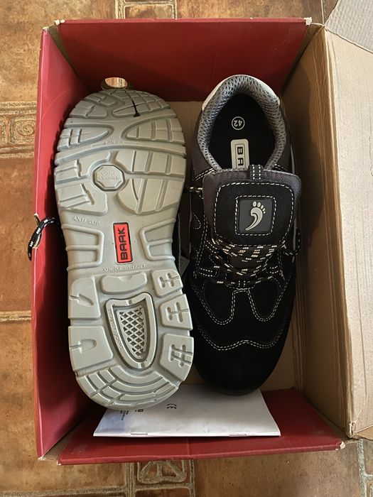 Pantofi BAAK noi, mărimea 42