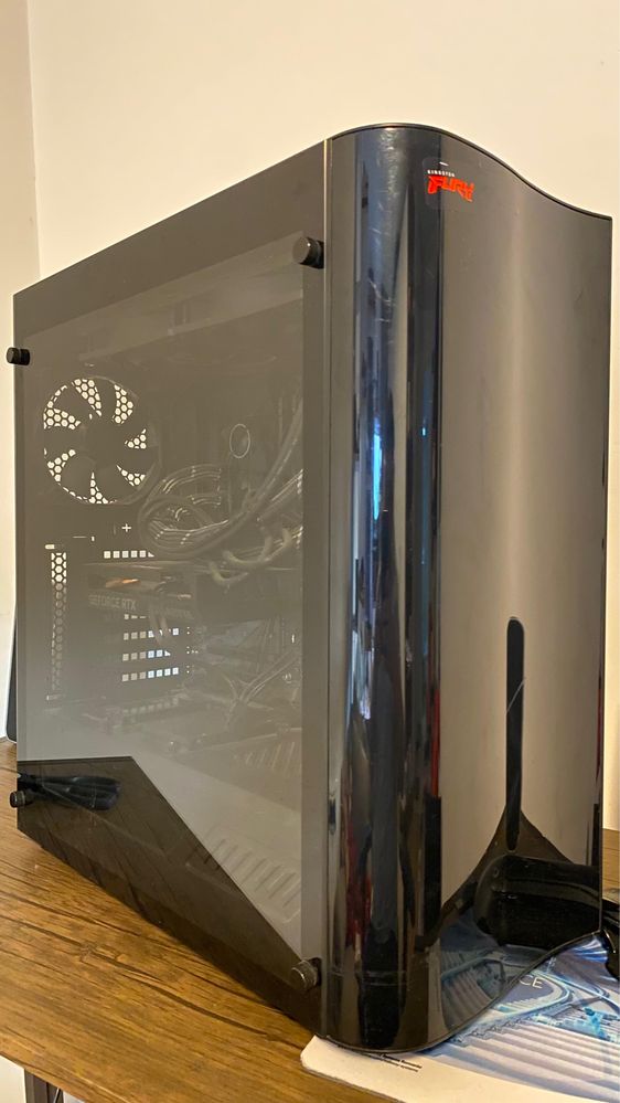 Vand Pc gaming + monitor + boxe
