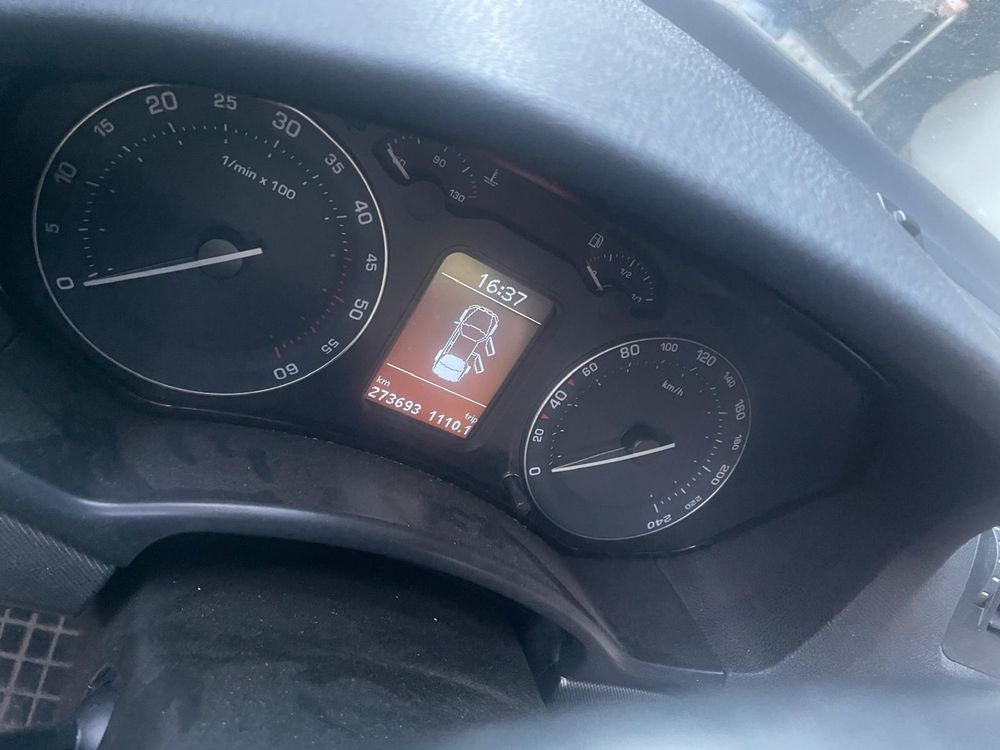 Se vinde Octavia 2 1.9 TDI