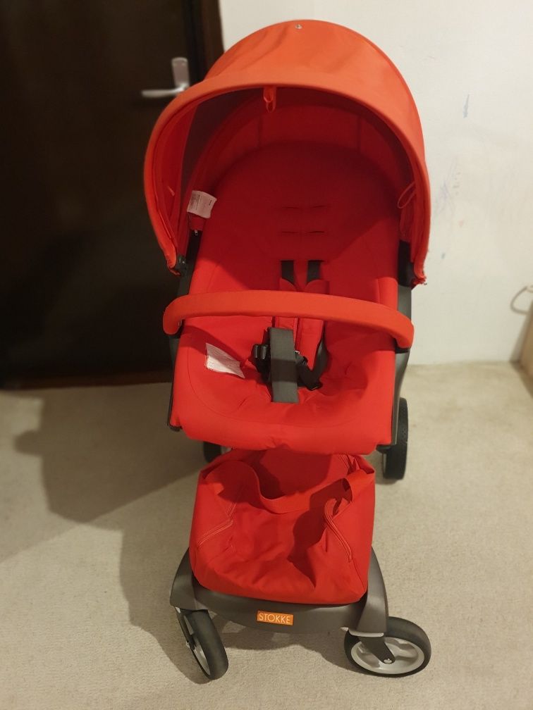 Vand căruț stokke v4   2in1 ..landou și partea sport