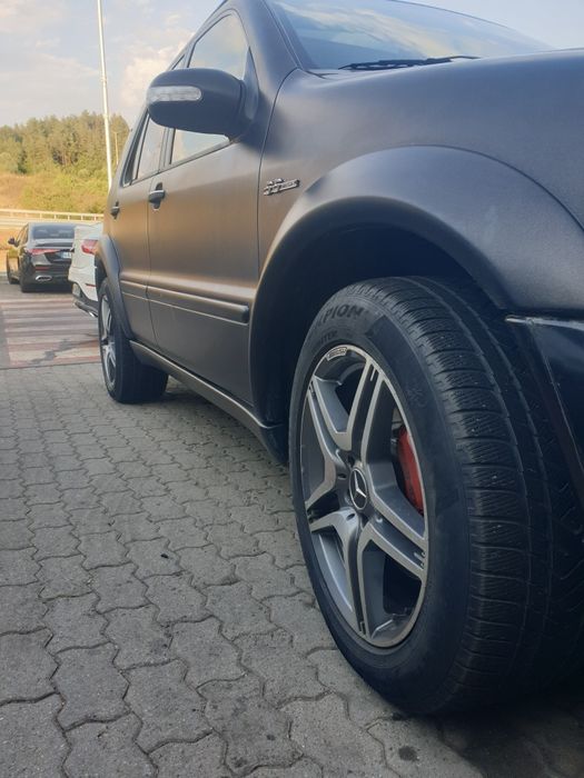 Mercedes ML55AMG v8. W 163