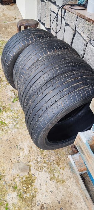 Гуми 255.45.20 киmho-davanti