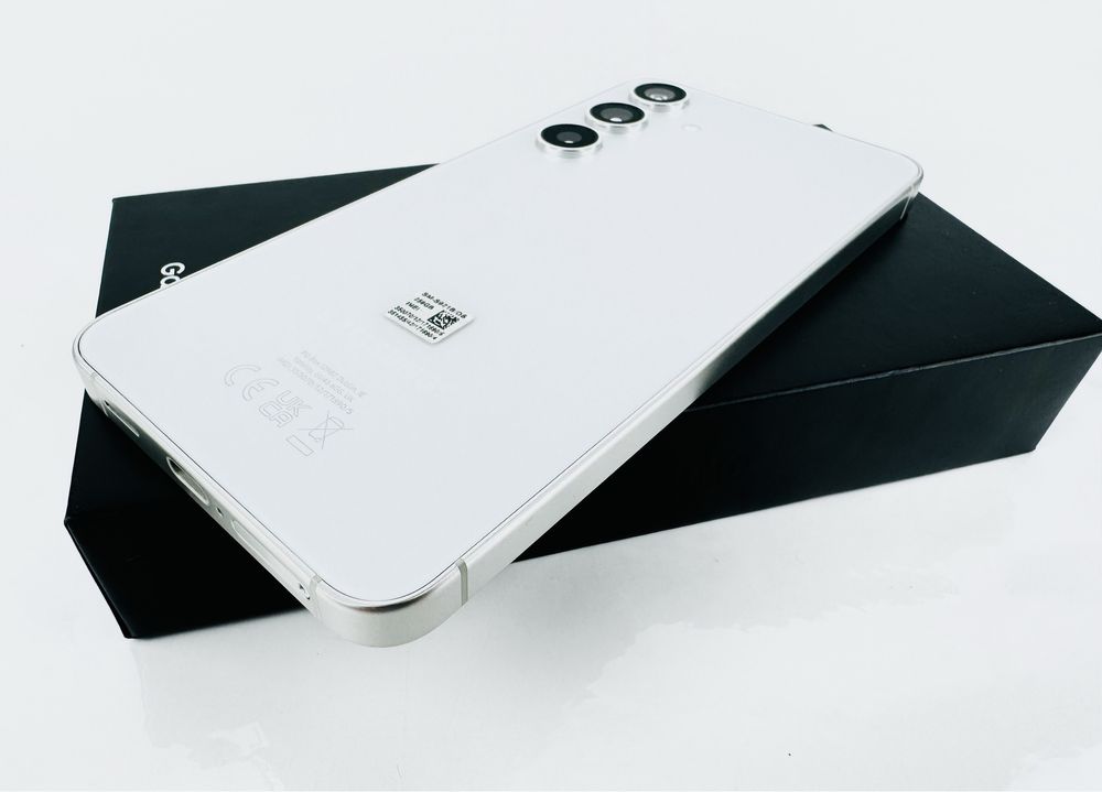 КАТО НОВ! Samsung Galaxy S24 5G 256GB 8RAM Marble Gray Гаранция!