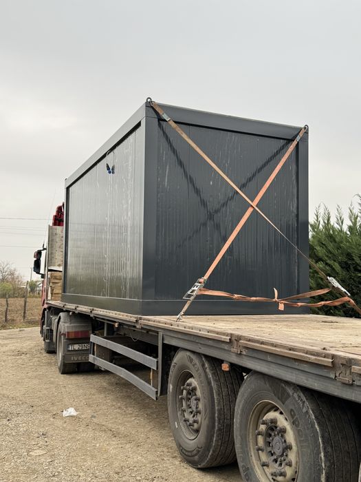 Vând containere modulare cu grup sanitar și standard