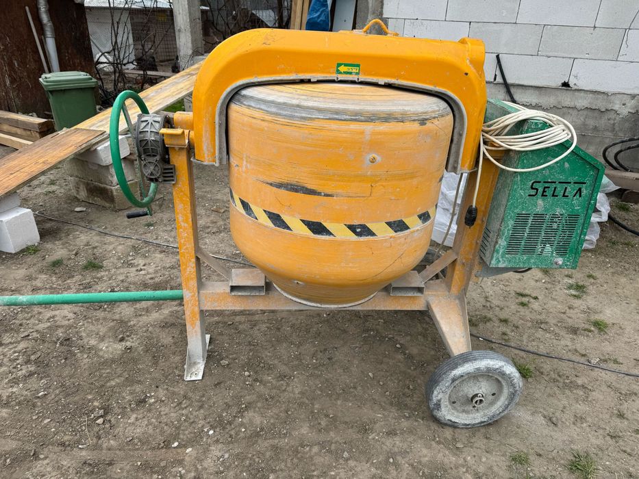 Betoniera 360 L italia