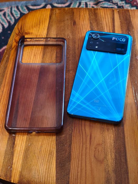 Продавам Poco X4 Pro