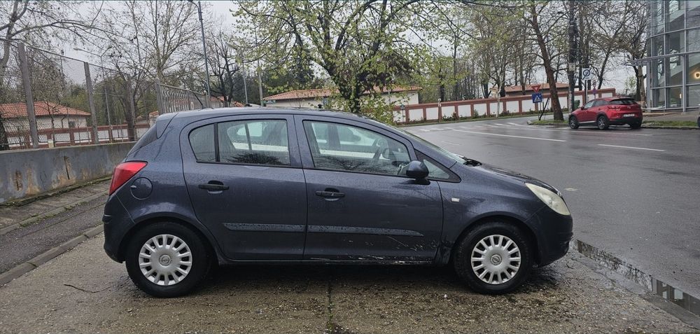 Masina de inchiriat pentru naveta sau delivery | ieftin si eficient