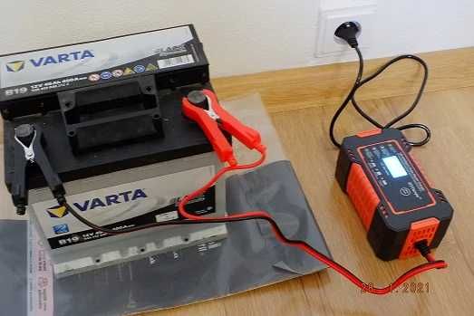 Автомобильное  зарядное-ремонтное устройство для аккумулятора  12 В 6А
