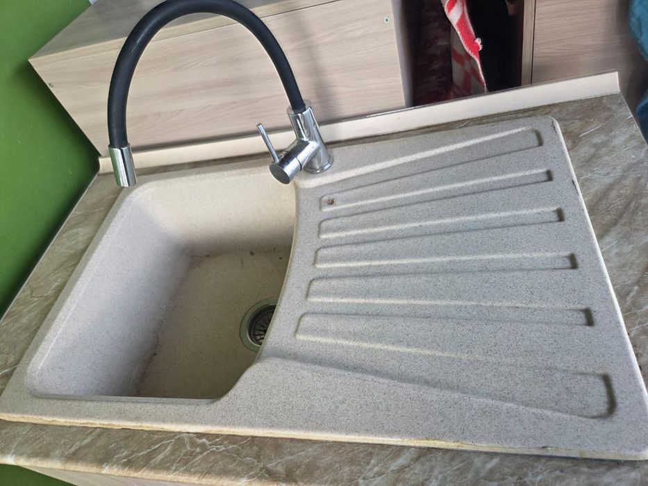 Здравствуйте продам кухонный гарнитур