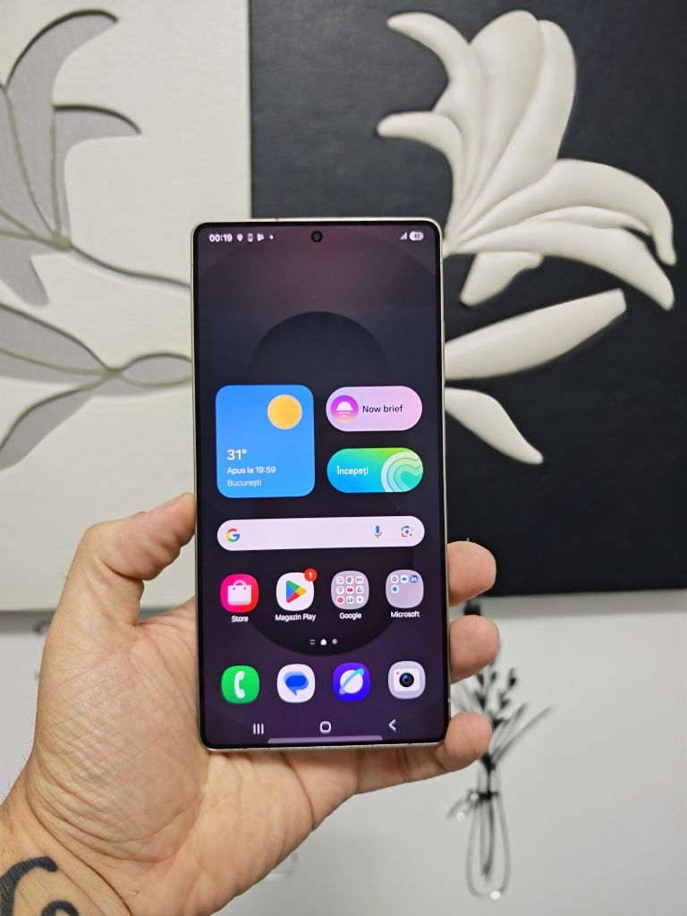 Samsung S25 Ultra Black 256GB Că Nou totul original liber retea