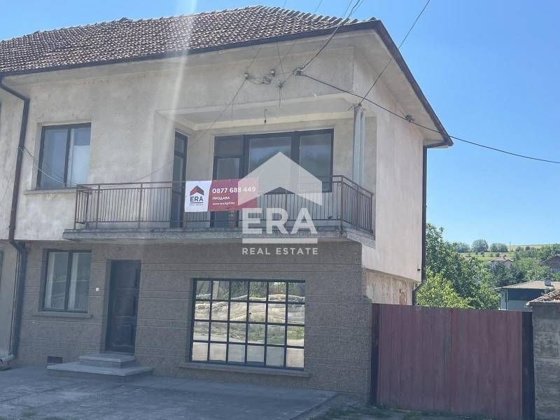 Продава се Къща в с. Николово, Област Русе - 216 кв.м за 431 €/кв.м - Снимка #1