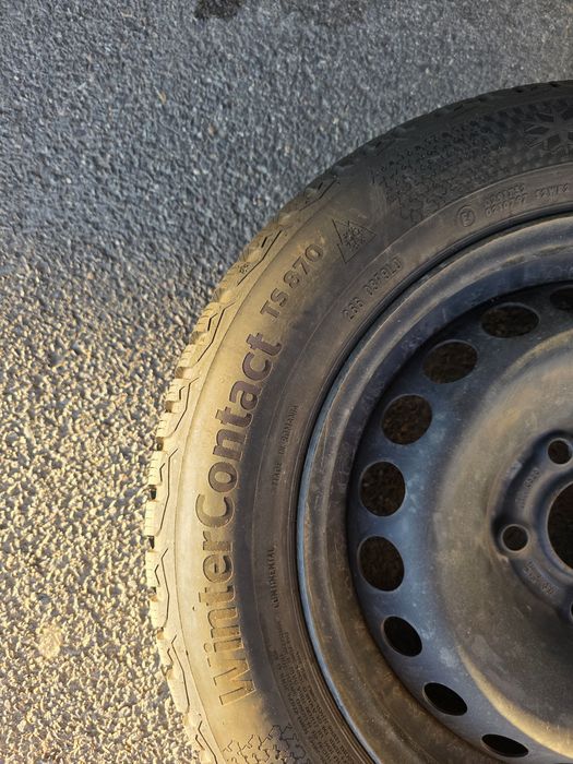 Зимни гуми с джанти 185/65/15 Renault