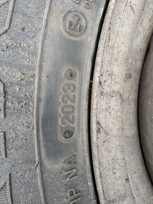 Продам резину на газель