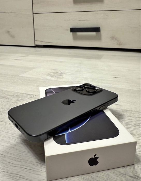 APPLE IPhone 15 PRO,