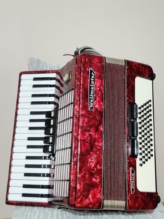 Акордеон Weltmeister STELLA