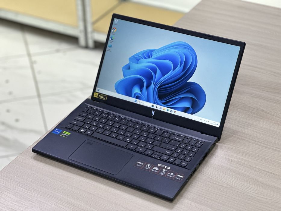 Игровой ноутбук Acer Nitro V15 / i5-13gen / RTX 2050 / 16gb DDR5 / 512