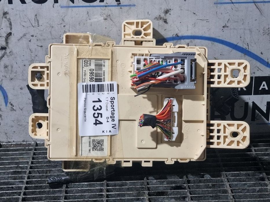 Panou Sigurante Kia Sportage IV 1.7 Diesel 2016 - 2018 (1354) D95901606091847