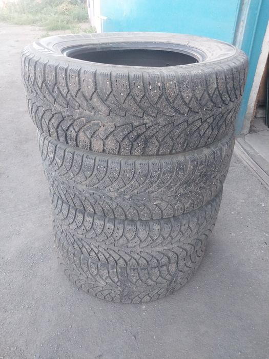 Шины 215х65х16 продам
