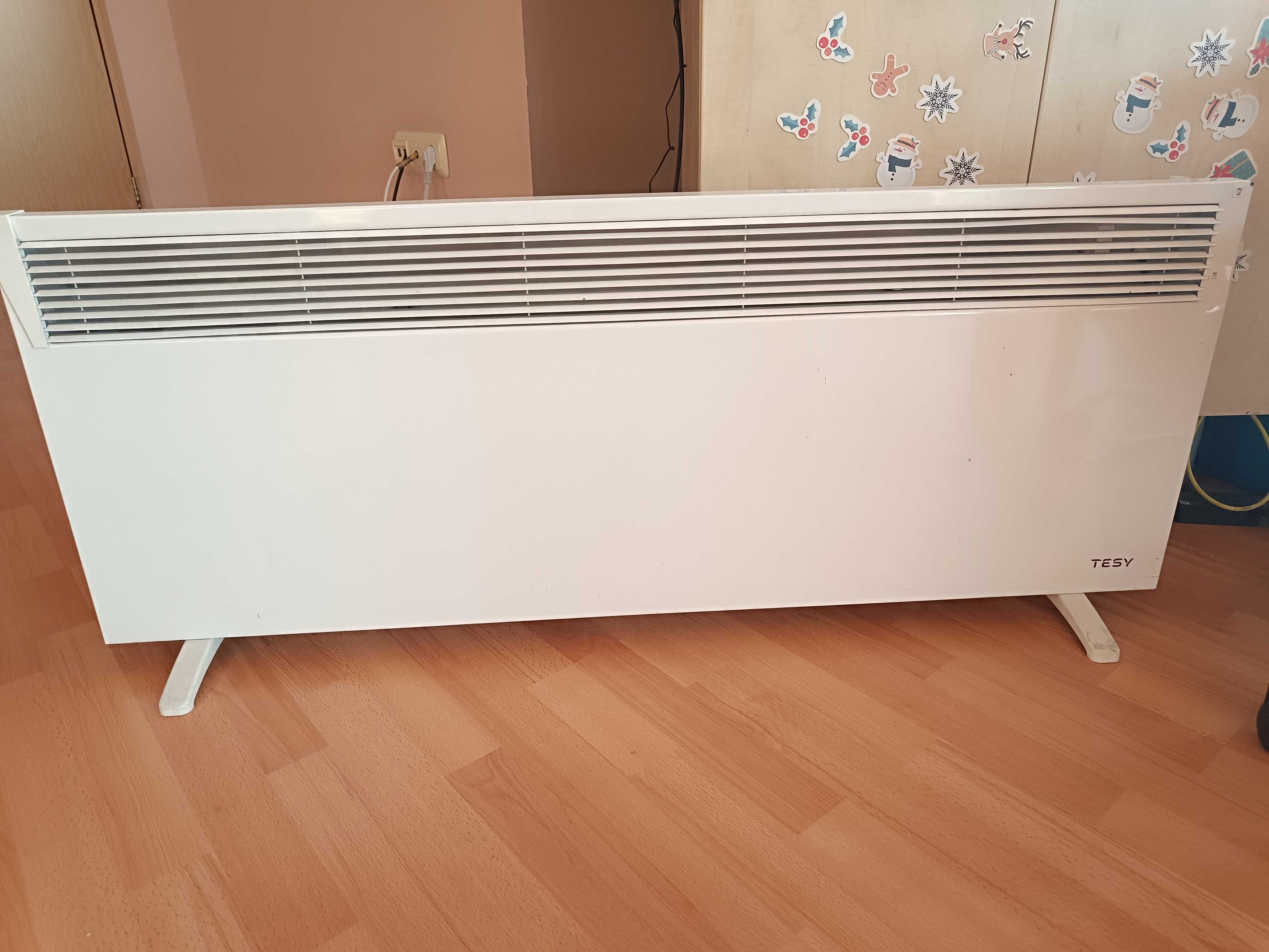 TESY Панелен конвектор с крачета 3000W