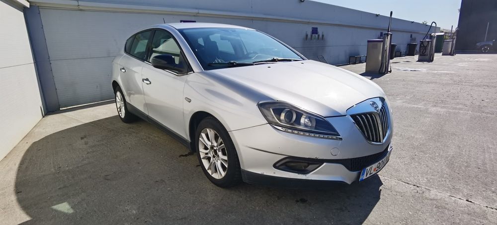 Lancia delta 2009 automata