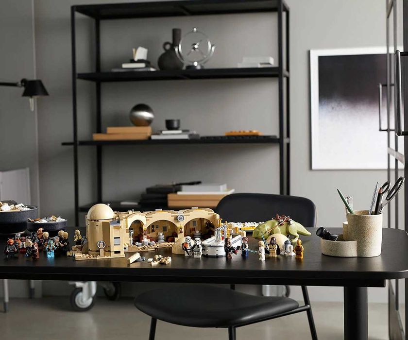 НОВО Lego Star Wars - Mos Eisley Cantinа 75290