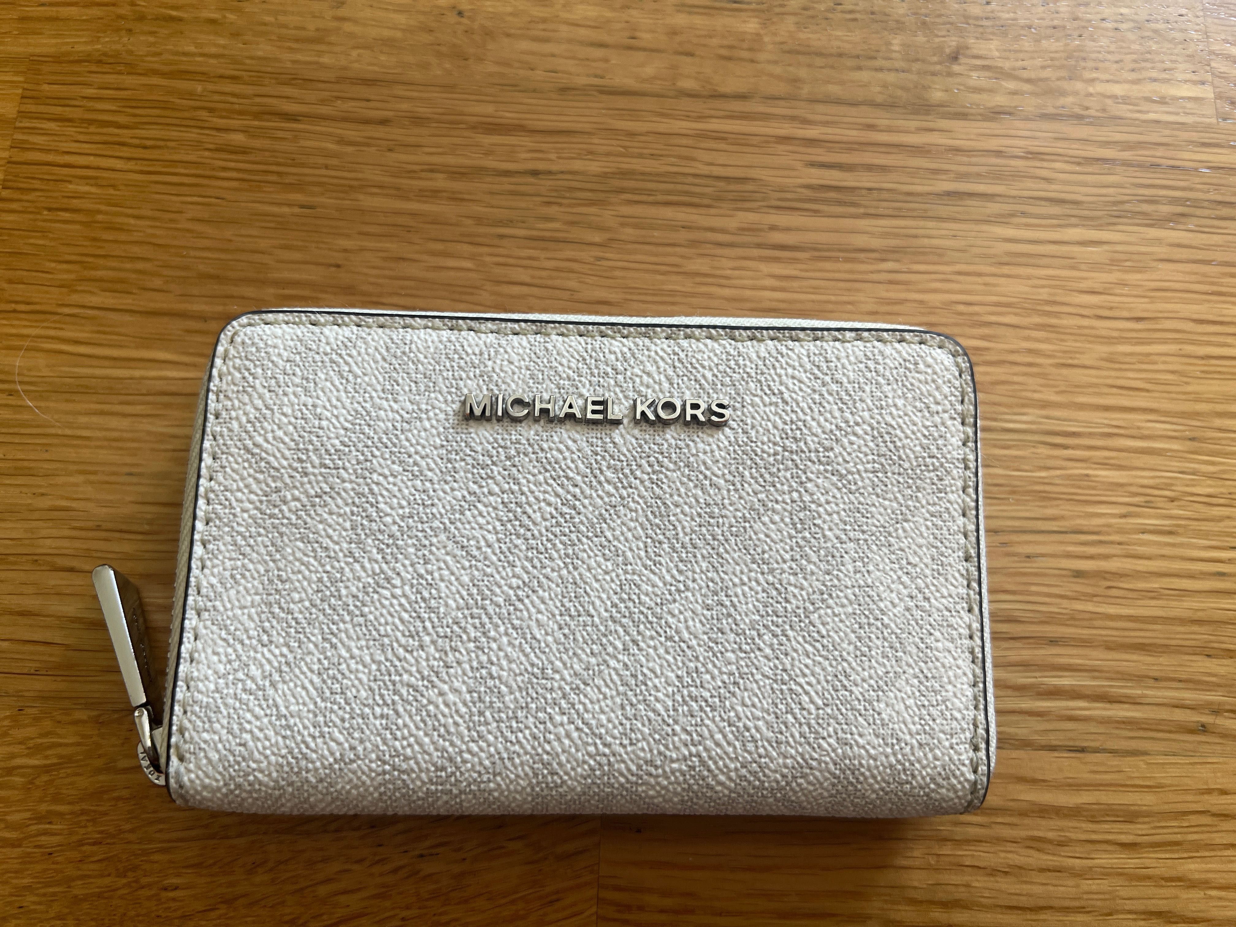 Дамски портфейл Michael Kors