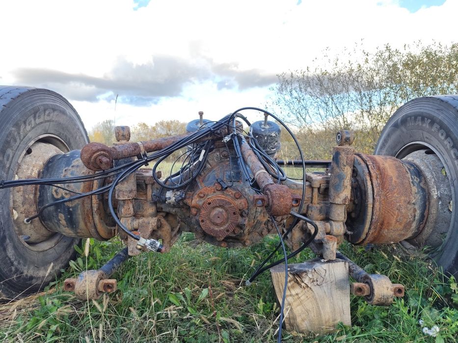 Punte/axa  Man Silent